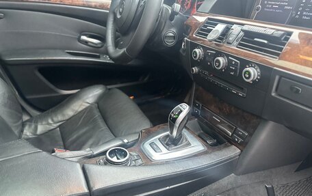 BMW 5 серия, 2009 год, 1 950 000 рублей, 11 фотография