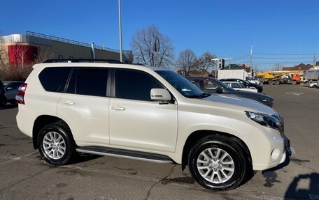 Toyota Land Cruiser Prado 150 рестайлинг 2, 2017 год, 5 990 000 рублей, 8 фотография