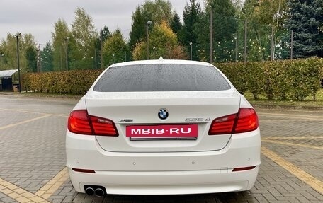 BMW 5 серия, 2012 год, 2 350 000 рублей, 5 фотография