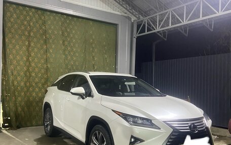 Lexus RX IV рестайлинг, 2018 год, 4 300 000 рублей, 8 фотография