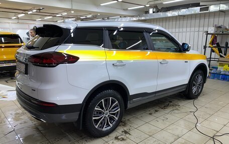 Geely Atlas, 2023 год, 2 340 000 рублей, 4 фотография