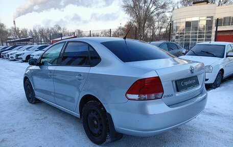 Volkswagen Polo VI (EU Market), 2011 год, 670 000 рублей, 3 фотография