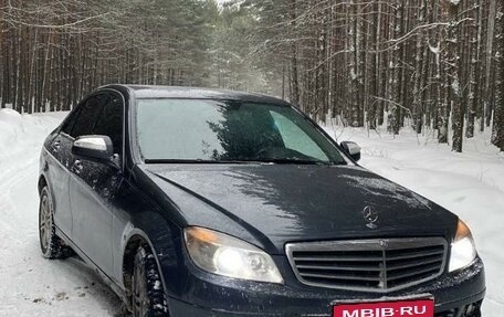 Mercedes-Benz C-Класс, 2007 год, 1 200 000 рублей, 1 фотография