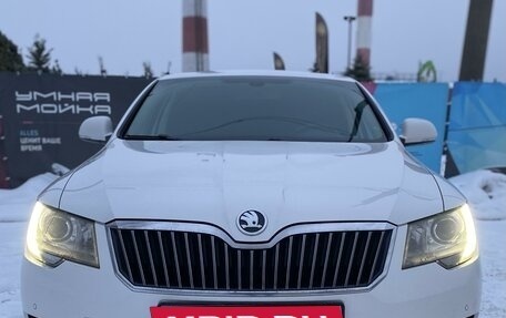 Skoda Superb III рестайлинг, 2014 год, 1 430 000 рублей, 1 фотография