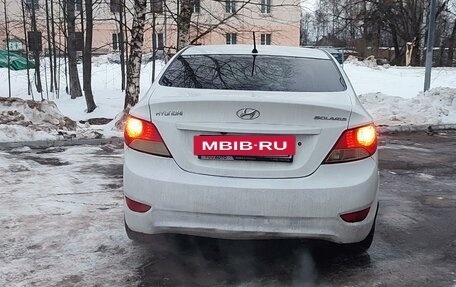 Hyundai Solaris II рестайлинг, 2013 год, 615 000 рублей, 2 фотография