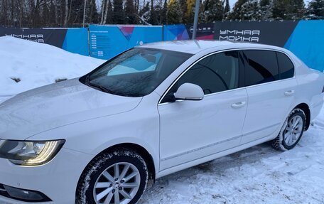 Skoda Superb III рестайлинг, 2014 год, 1 430 000 рублей, 2 фотография