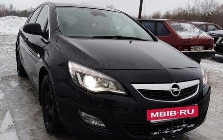 Opel Astra J, 2010 год, 655 000 рублей, 29 фотография