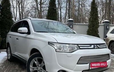 Mitsubishi Outlander III рестайлинг 3, 2012 год, 1 250 000 рублей, 1 фотография