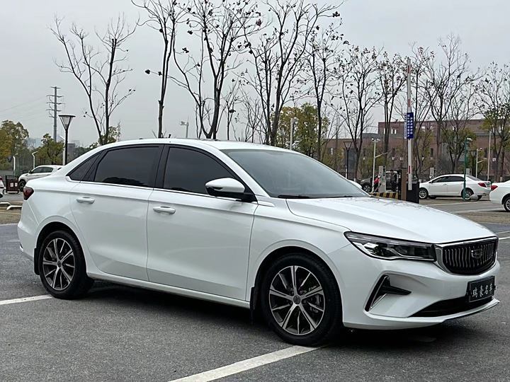 Geely Emgrand, 2022 год, 1 227 000 рублей, 3 фотография