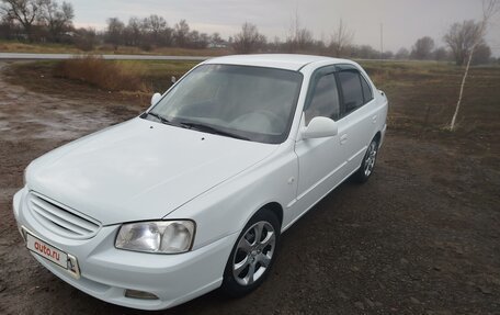 Hyundai Accent II, 2011 год, 650 000 рублей, 4 фотография