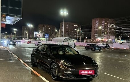 Porsche Panamera II рестайлинг, 2011 год, 2 690 000 рублей, 16 фотография