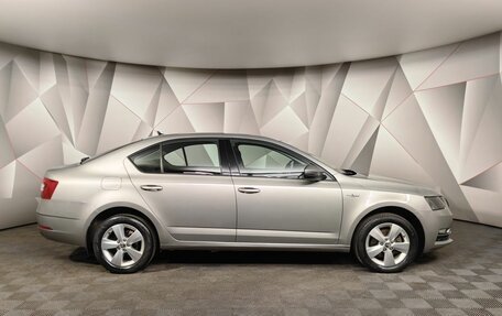 Skoda Octavia, 2019 год, 1 749 000 рублей, 6 фотография