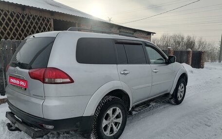 Mitsubishi Pajero Sport II рестайлинг, 2014 год, 2 200 000 рублей, 1 фотография