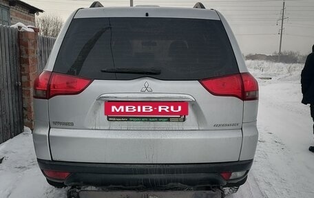 Mitsubishi Pajero Sport II рестайлинг, 2014 год, 2 200 000 рублей, 2 фотография