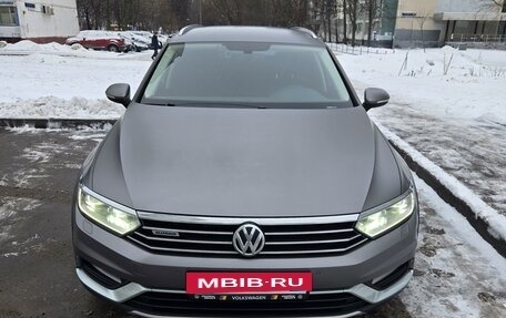 Volkswagen Passat B8 рестайлинг, 2016 год, 2 900 000 рублей, 3 фотография