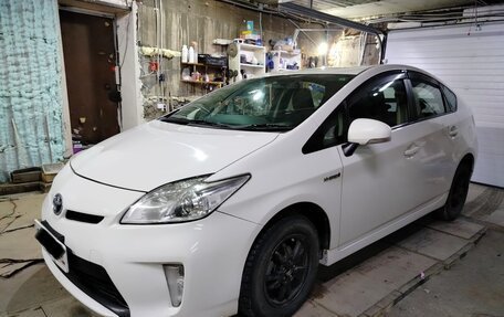 Toyota Prius, 2012 год, 1 300 000 рублей, 3 фотография