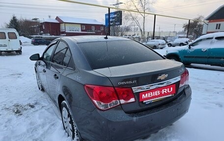 Chevrolet Cruze II, 2011 год, 1 000 000 рублей, 4 фотография