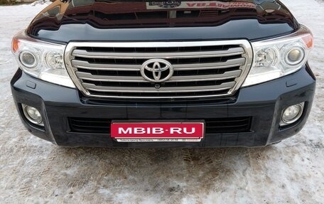 Toyota Land Cruiser 200, 2012 год, 4 300 000 рублей, 7 фотография