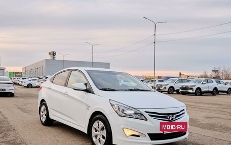 Hyundai Solaris II рестайлинг, 2016 год, 950 000 рублей, 3 фотография