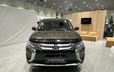 Mitsubishi Outlander III рестайлинг 3, 2015 год, 1 790 000 рублей, 8 фотография