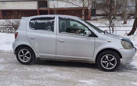 Toyota Vitz, 2001 год, 375 000 рублей, 1 фотография