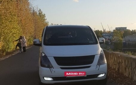 Hyundai Grand Starex Grand Starex I рестайлинг 2, 2011 год, 1 680 000 рублей, 27 фотография