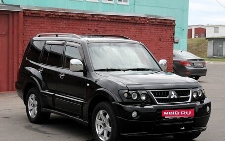 Mitsubishi Pajero III рестайлинг, 2004 год, 899 000 рублей, 3 фотография