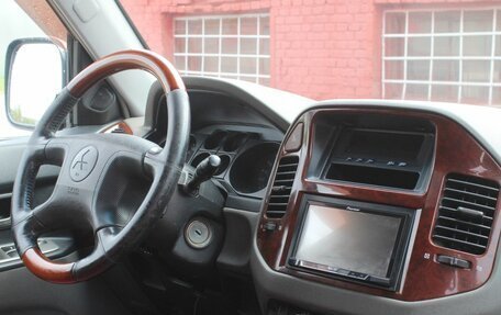 Mitsubishi Pajero III рестайлинг, 2004 год, 899 000 рублей, 9 фотография