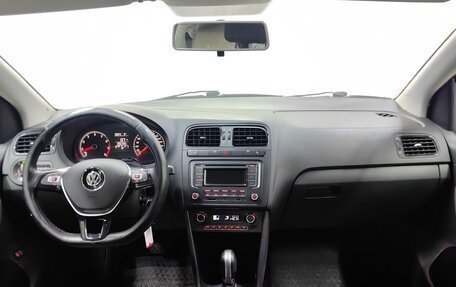 Volkswagen Polo VI (EU Market), 2015 год, 798 000 рублей, 12 фотография