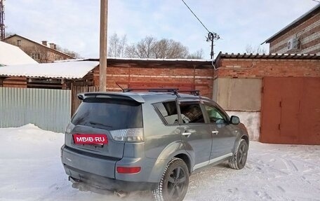 Mitsubishi Outlander III рестайлинг 3, 2005 год, 1 000 000 рублей, 3 фотография