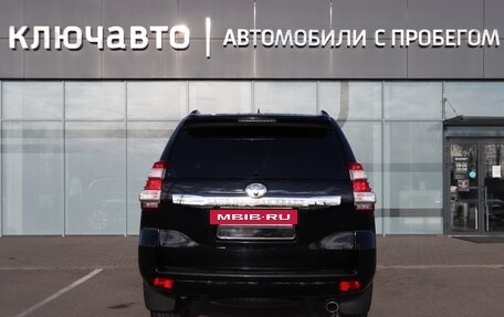 Toyota Land Cruiser Prado 150 рестайлинг 2, 2017 год, 3 650 000 рублей, 4 фотография