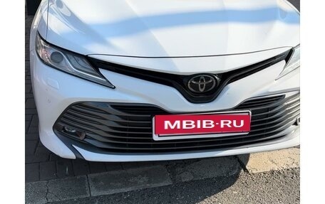 Toyota Camry, 2019 год, 2 750 000 рублей, 8 фотография