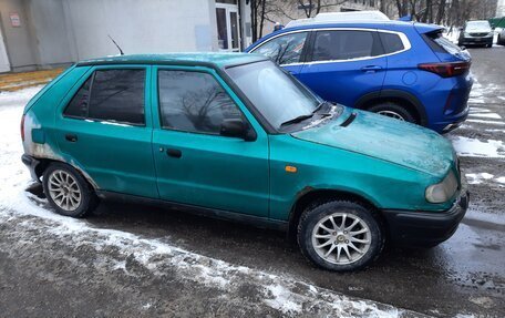 Skoda Felicia I рестайлинг, 1998 год, 100 000 рублей, 5 фотография