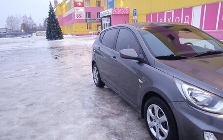 Hyundai Solaris II рестайлинг, 2013 год, 870 000 рублей, 25 фотография