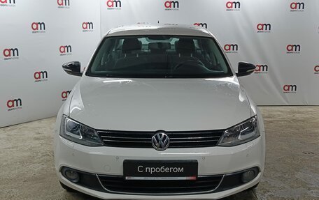 Volkswagen Jetta VI, 2014 год, 999 000 рублей, 2 фотография