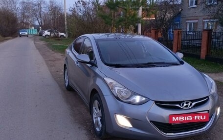 Hyundai Elantra V, 2012 год, 1 330 000 рублей, 2 фотография