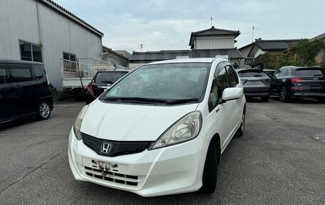 Honda Fit III, 2012 год, 735 000 рублей, 5 фотография