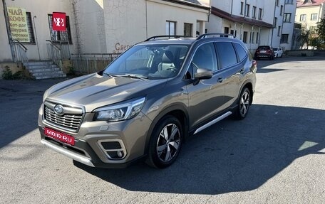 Subaru Forester, 2019 год, 3 000 000 рублей, 1 фотография