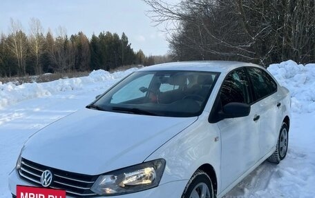 Volkswagen Polo VI (EU Market), 2019 год, 1 350 000 рублей, 2 фотография