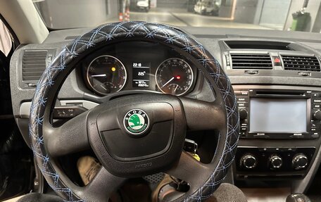 Skoda Octavia, 2011 год, 700 000 рублей, 29 фотография