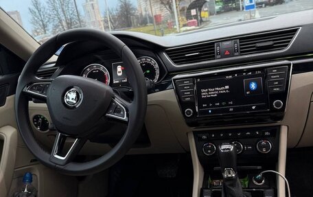 Skoda Superb III рестайлинг, 2016 год, 2 890 000 рублей, 21 фотография