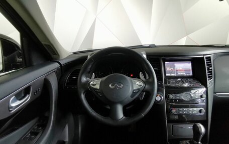 Infiniti QX70, 2017 год, 3 295 700 рублей, 15 фотография