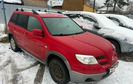 Mitsubishi Outlander III рестайлинг 3, 2004 год, 610 000 рублей, 5 фотография