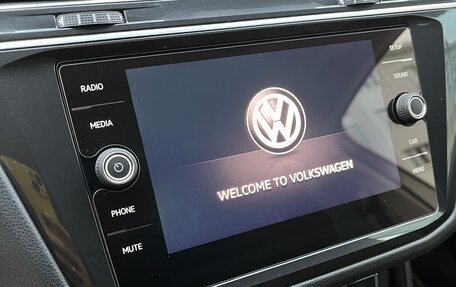 Volkswagen Tiguan II, 2018 год, 2 585 000 рублей, 19 фотография