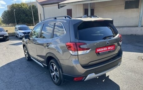 Subaru Forester, 2019 год, 3 000 000 рублей, 2 фотография