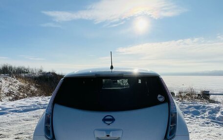 Nissan Leaf I, 2016 год, 950 000 рублей, 3 фотография