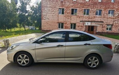 Hyundai Solaris II рестайлинг, 2013 год, 700 000 рублей, 1 фотография