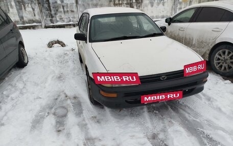 Toyota Corolla, 2000 год, 260 000 рублей, 2 фотография