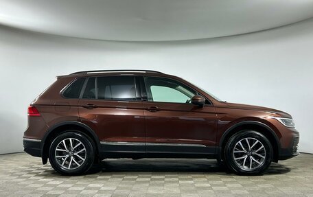 Volkswagen Tiguan II, 2021 год, 2 749 000 рублей, 4 фотография