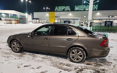 Mercedes-Benz E-Класс, 2008 год, 900 000 рублей, 4 фотография